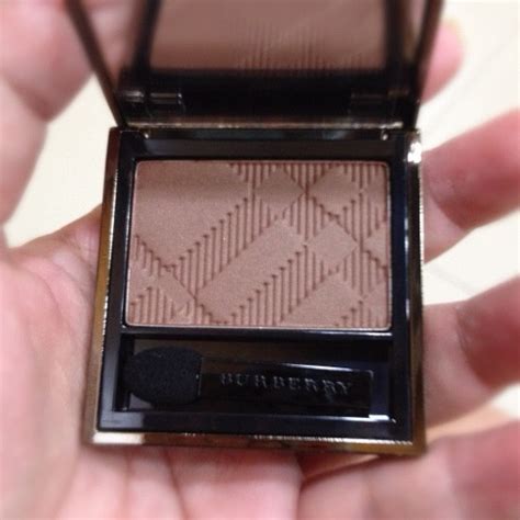 burberry sheer eyeshadow in chestnut no.05|Burberry sheer khaki.